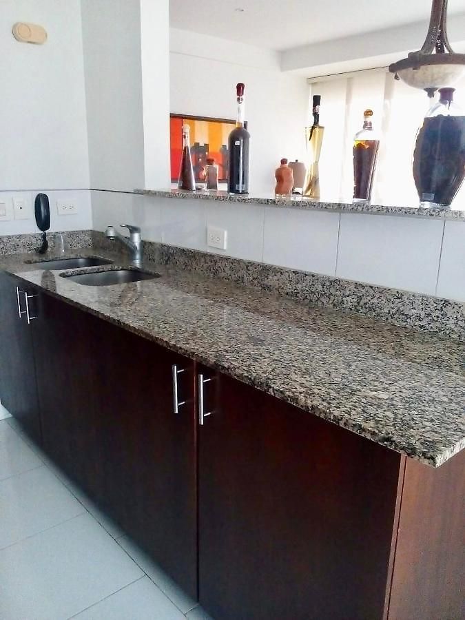 Frente A La Playa Morros 922 Apartamento *