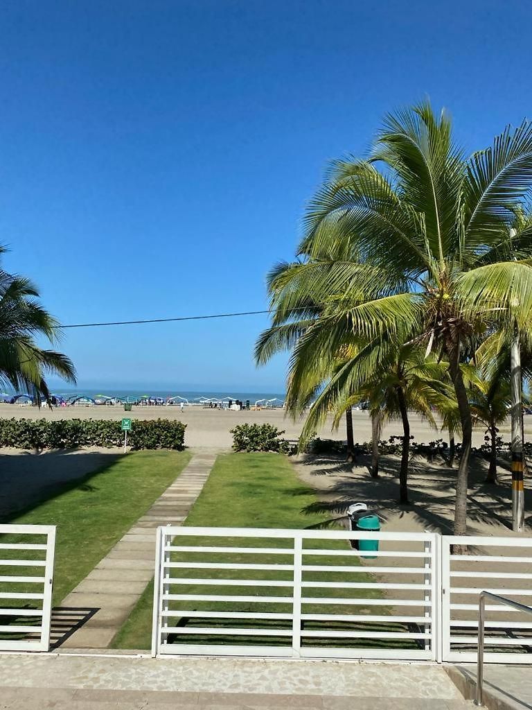 Frente A La Playa Morros 922 Cartagena