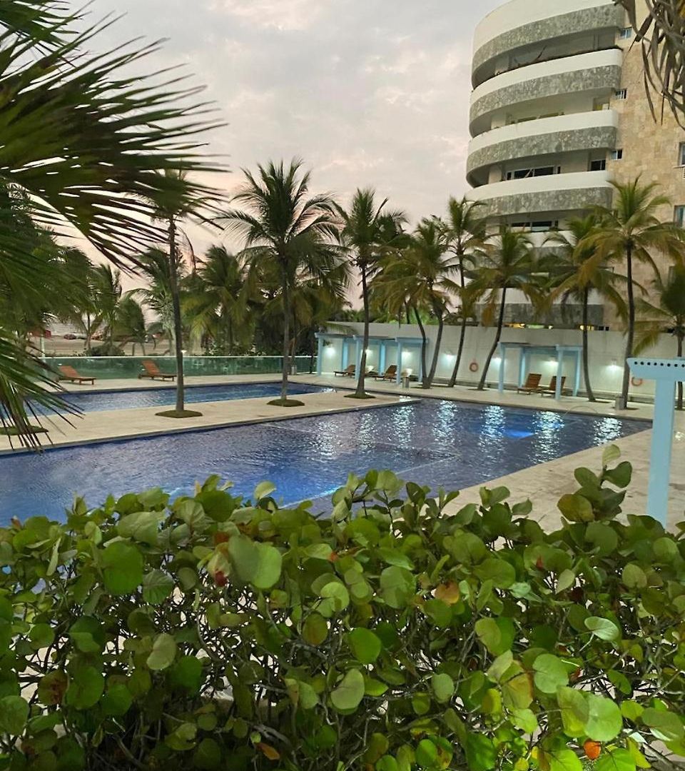 Frente A La Playa Morros 922