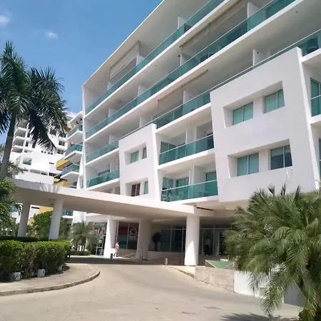 Apartamento Frente A La Playa Morros 922 *