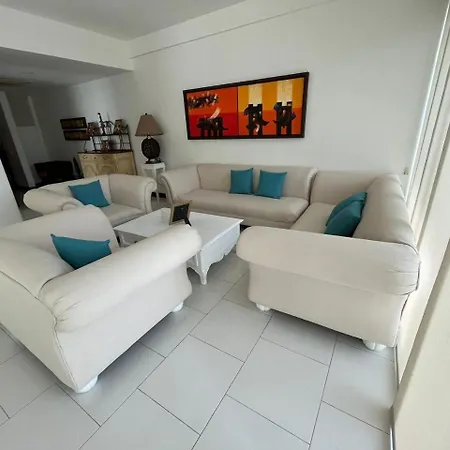 Frente A La Playa Morros 922 Cartagena