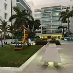 Apartamento Frente A La Playa Morros 922