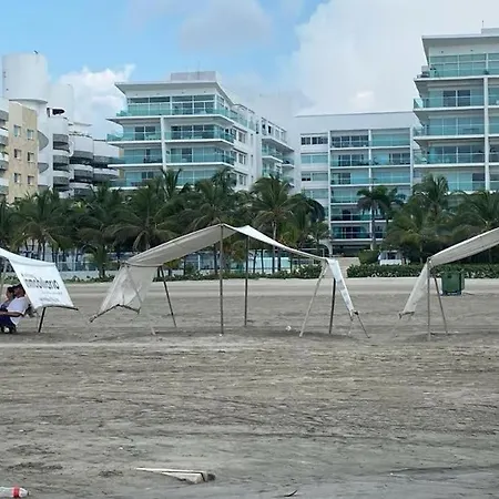 Frente A La Playa Morros 922 Apartamento *